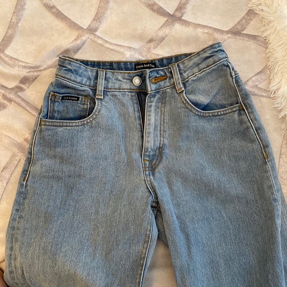CLEARANCE❗️Frank and Oak high rise baggy jeans size 23 - Picture 3 of 3